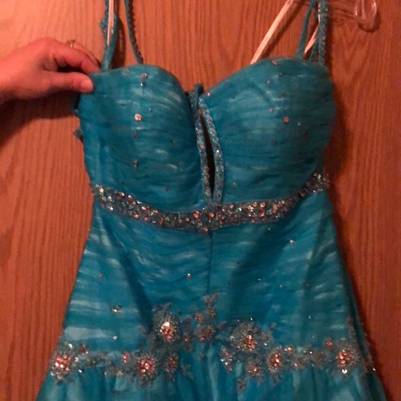 Prom Dress - Picture 3 of 6